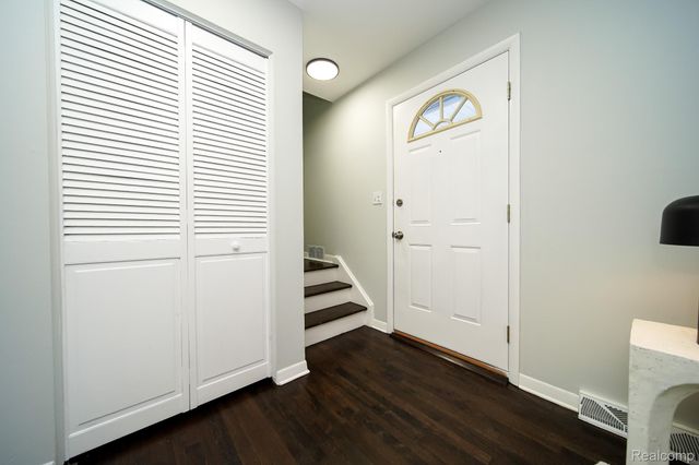 5445 Frankwill Avenue, Independence Charter Township, MI 48346