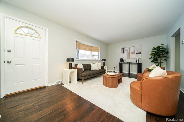 5445 Frankwill Avenue, Independence Charter Township, MI 48346