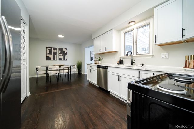 5445 Frankwill Avenue, Independence Charter Township, MI 48346