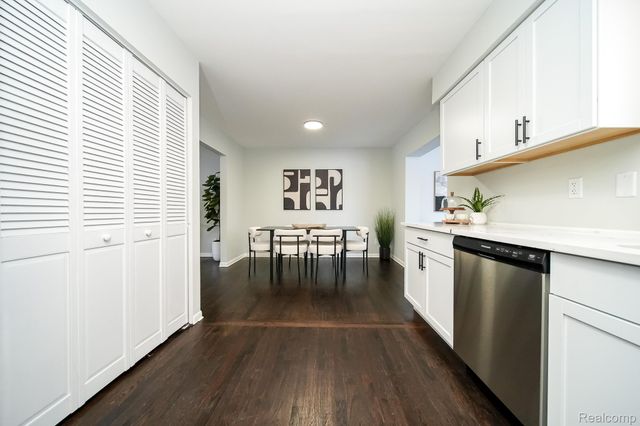 5445 Frankwill Avenue, Independence Charter Township, MI 48346