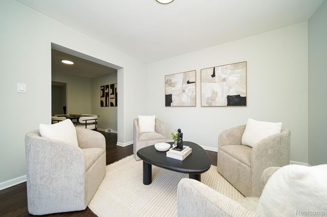 5445 Frankwill Avenue, Independence Charter Township, MI 48346