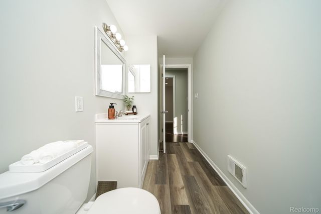 5445 Frankwill Avenue, Independence Charter Township, MI 48346