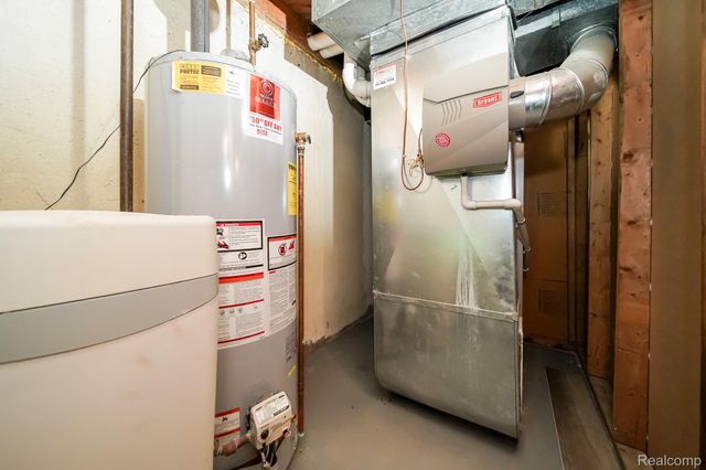 5445 Frankwill Avenue, Independence Charter Township, MI 48346