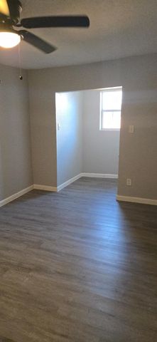 6928 Hershe Street A, Houston, TX 77020