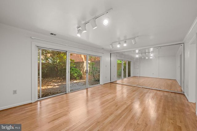 605 H ST SW, Washington, DC 20024