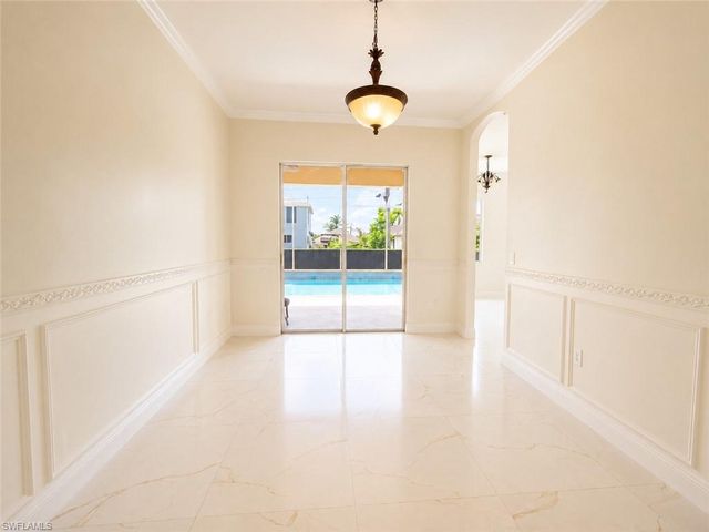 200 NW 7th TER, Cape Coral, FL 33993