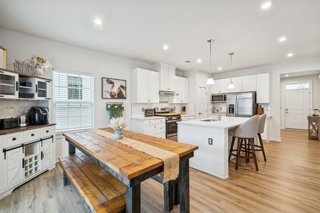 809 Mill Tree Ct, Smyrna, TN 37167