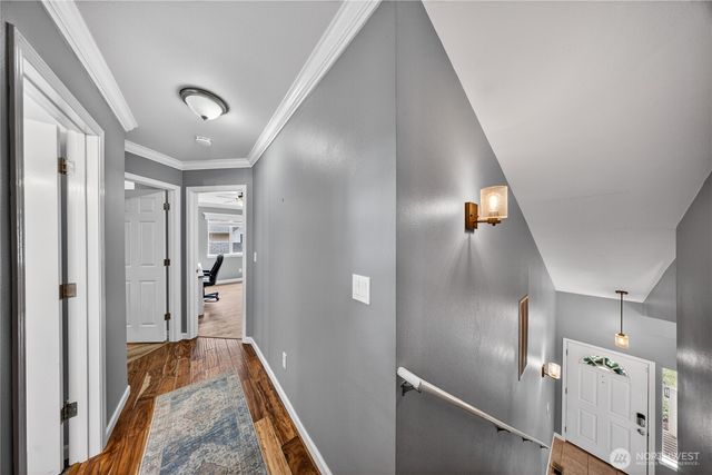 1298 NE Riksen Way, Oak Harbor, WA 98277