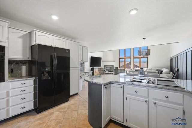 340 FAIRWAY DR, Spearfish, SD 57783