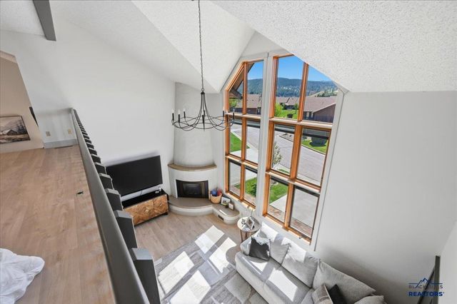 340 FAIRWAY DR, Spearfish, SD 57783