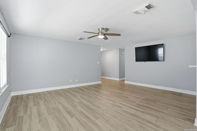 6239 Donely Pl, San Antonio, TX 78247