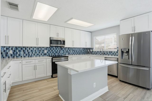 6239 Donely Pl, San Antonio, TX 78247