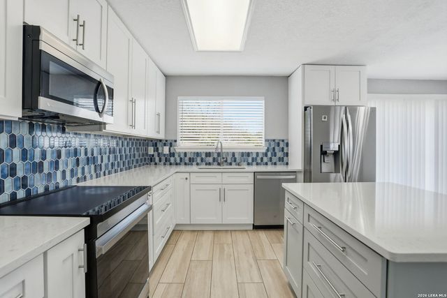 6239 Donely Pl, San Antonio, TX 78247