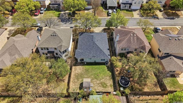 6239 Donely Pl, San Antonio, TX 78247