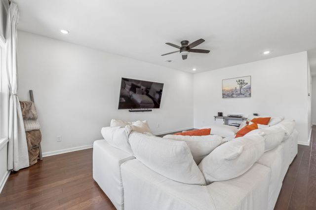 2133 Creekland View Blvd, Nashville, TN 37207