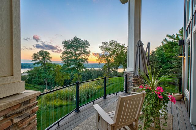 19 Birkmose Park Lane, Hudson, WI 54016