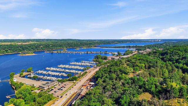 19 Birkmose Park Lane, Hudson, WI 54016