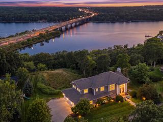 19 Birkmose Park Lane, Hudson, WI 54016