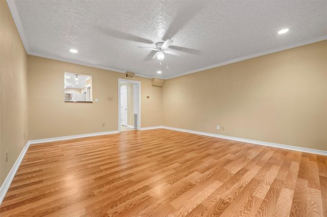 5207 Arboles Drive, Houston, TX 77035