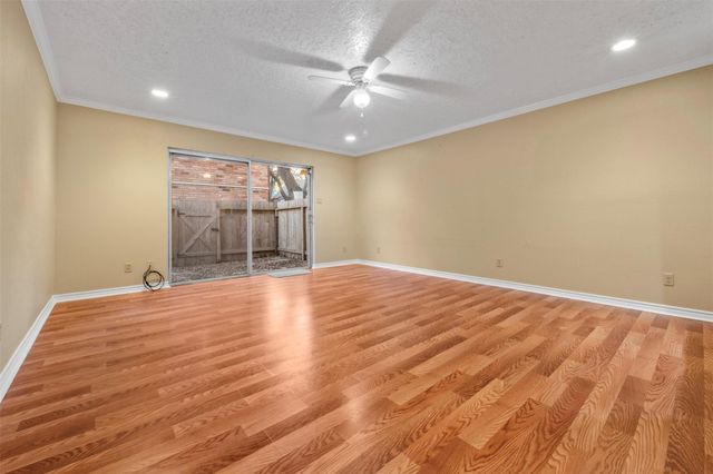 5207 Arboles Drive, Houston, TX 77035