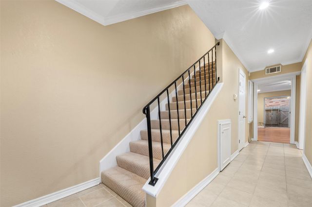 5207 Arboles Drive, Houston, TX 77035