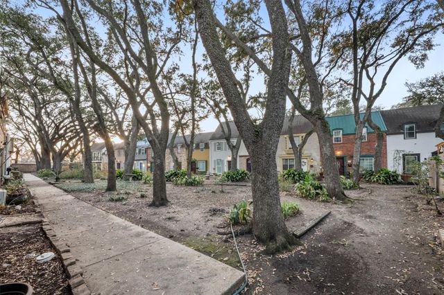 5207 Arboles Drive, Houston, TX 77035