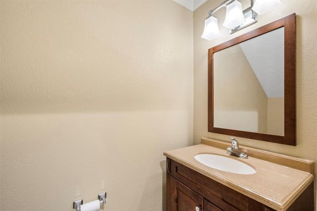 5207 Arboles Drive, Houston, TX 77035