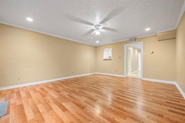 5207 Arboles Drive, Houston, TX 77035