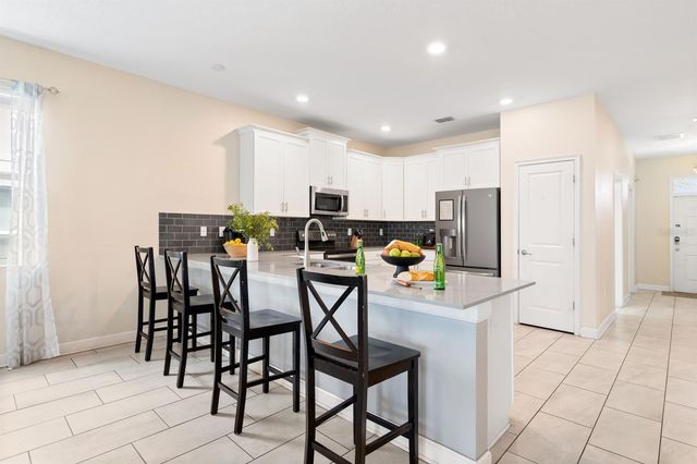 9050 STINGER DRIVE, Davenport, FL 33896