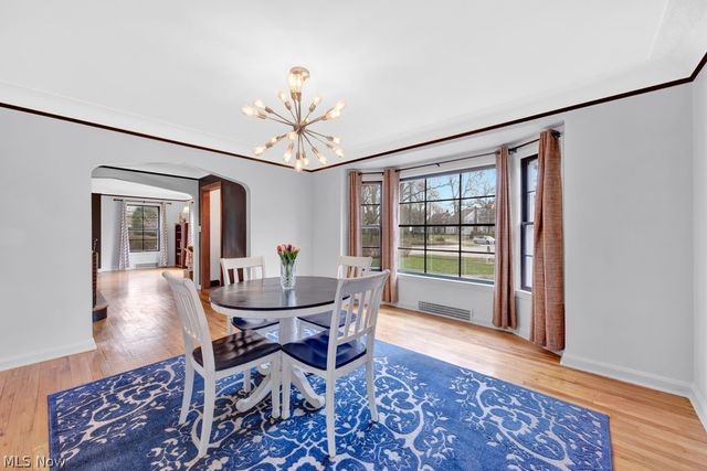 14221 S Woodland Road, Shaker Heights, OH 44120
