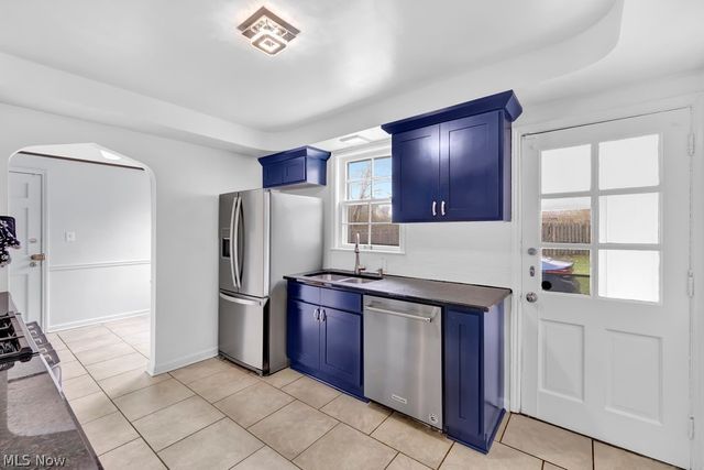 14221 S Woodland Road, Shaker Heights, OH 44120