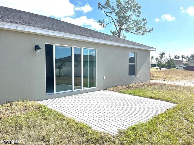 2538 NW 24th PL, Cape Coral, FL 33993