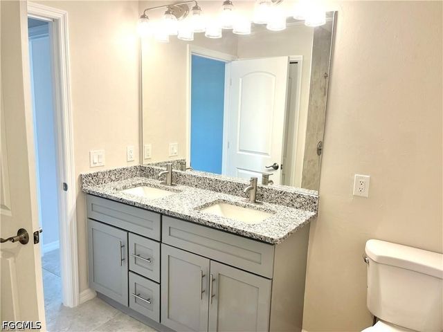 2538 NW 24th PL, Cape Coral, FL 33993