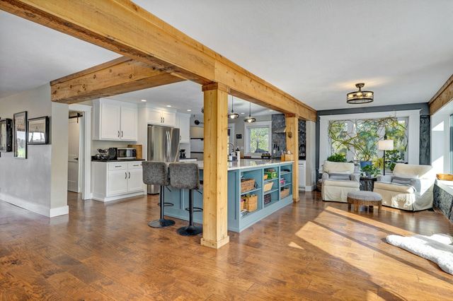 1100 E Robertson Street, Ozark, MO 65721