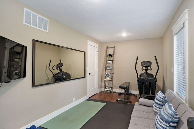 1100 E Robertson Street, Ozark, MO 65721