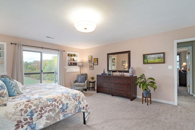 1100 E Robertson Street, Ozark, MO 65721