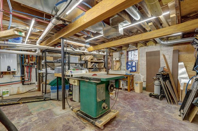 1100 E Robertson Street, Ozark, MO 65721