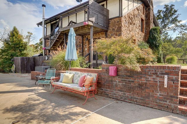 1100 E Robertson Street, Ozark, MO 65721