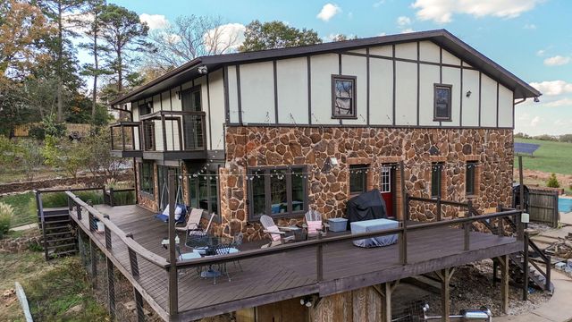 1100 E Robertson Street, Ozark, MO 65721