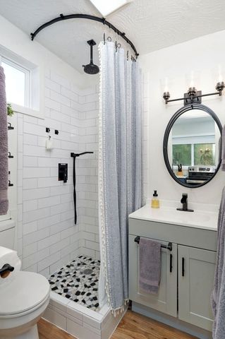 1100 E Robertson Street, Ozark, MO 65721