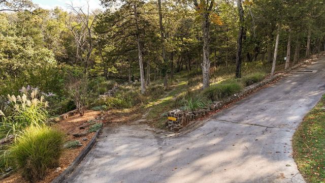 1100 E Robertson Street, Ozark, MO 65721