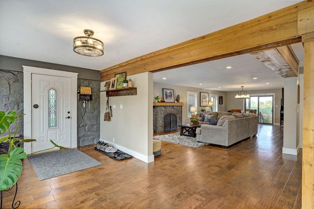 1100 E Robertson Street, Ozark, MO 65721