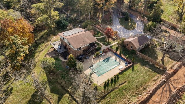 1100 E Robertson Street, Ozark, MO 65721