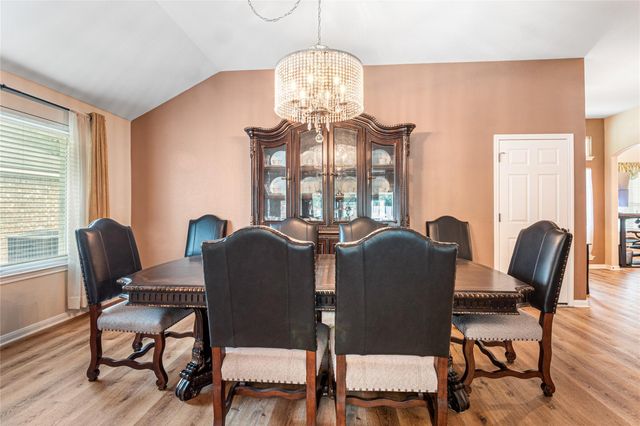 700 Stokesay Castle PATH, Pflugerville, TX 78660