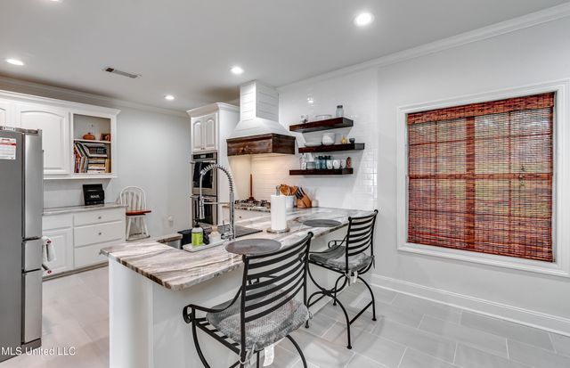 708 Oak Trail, Canton, MS 39046