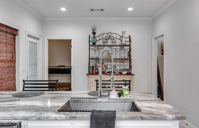 708 Oak Trail, Canton, MS 39046