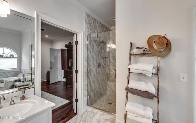 708 Oak Trail, Canton, MS 39046