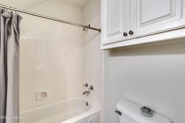 708 Oak Trail, Canton, MS 39046