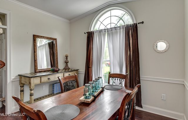 708 Oak Trail, Canton, MS 39046