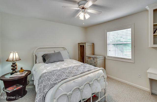 708 Oak Trail, Canton, MS 39046